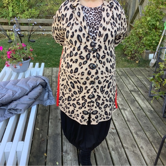 Never worn! Gorgeous sweater coat! - Picture 3 of 9